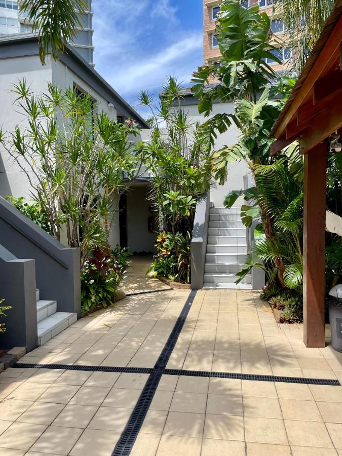 Aparthotel Burleigh Palms 3*